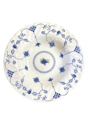Set of 4 Queens Earthenware Blue White Floral Vine Salad Bowls 8.5" Cottagecore